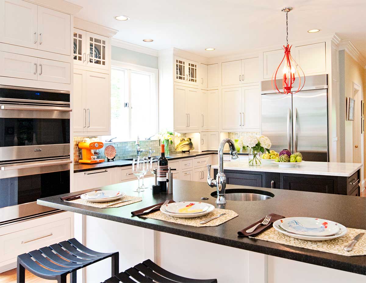 Morningside Atlanta kitchen designed by Gray Gatlin Deisgn